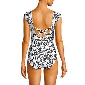 NWT Land’s End Swimsuit
